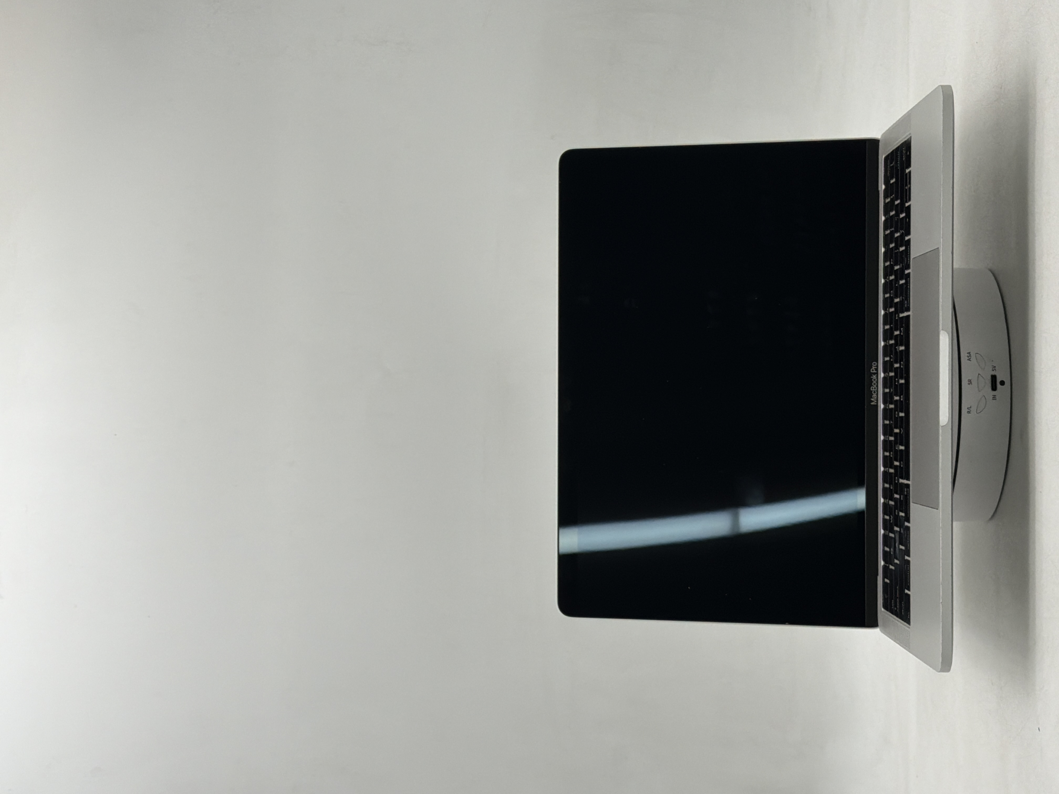 MacBook Pro 13 MacBook Pro 13