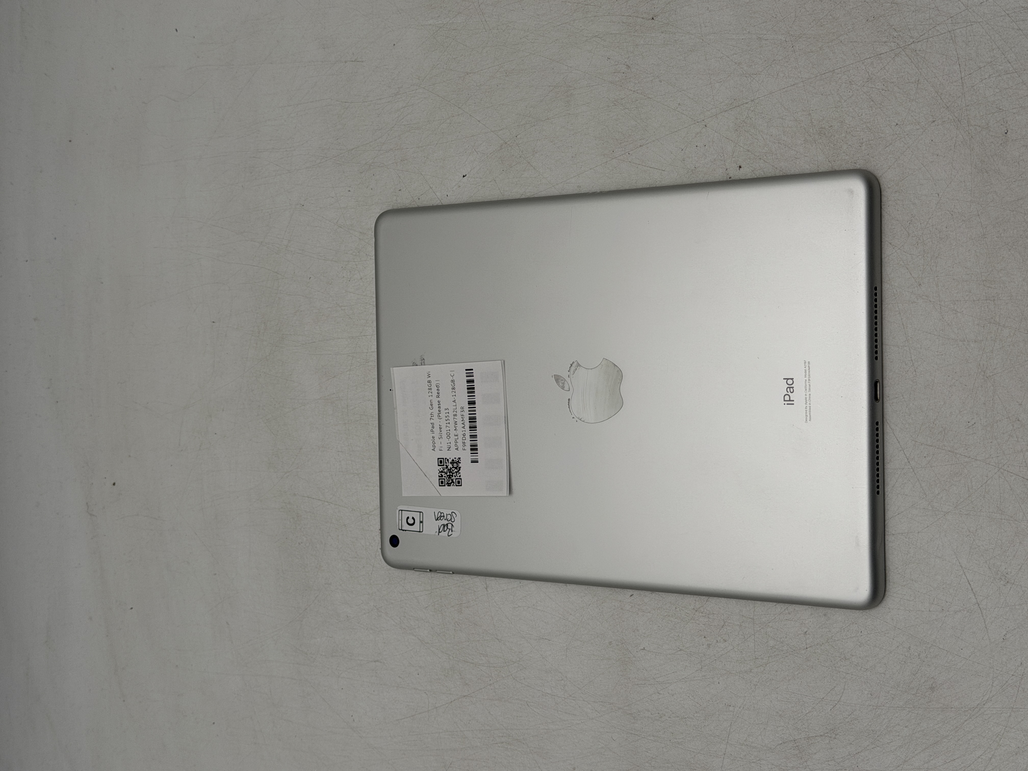 Apple iPad (7th Gen) Wi-Fi 128GB Silver 2019 Read {Read} | eBay